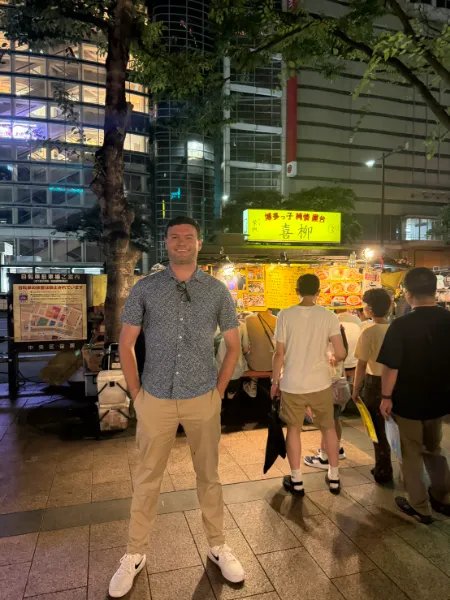 A Solo Traveler from Alabama Takes On Fukuoka’s Yatai Culture